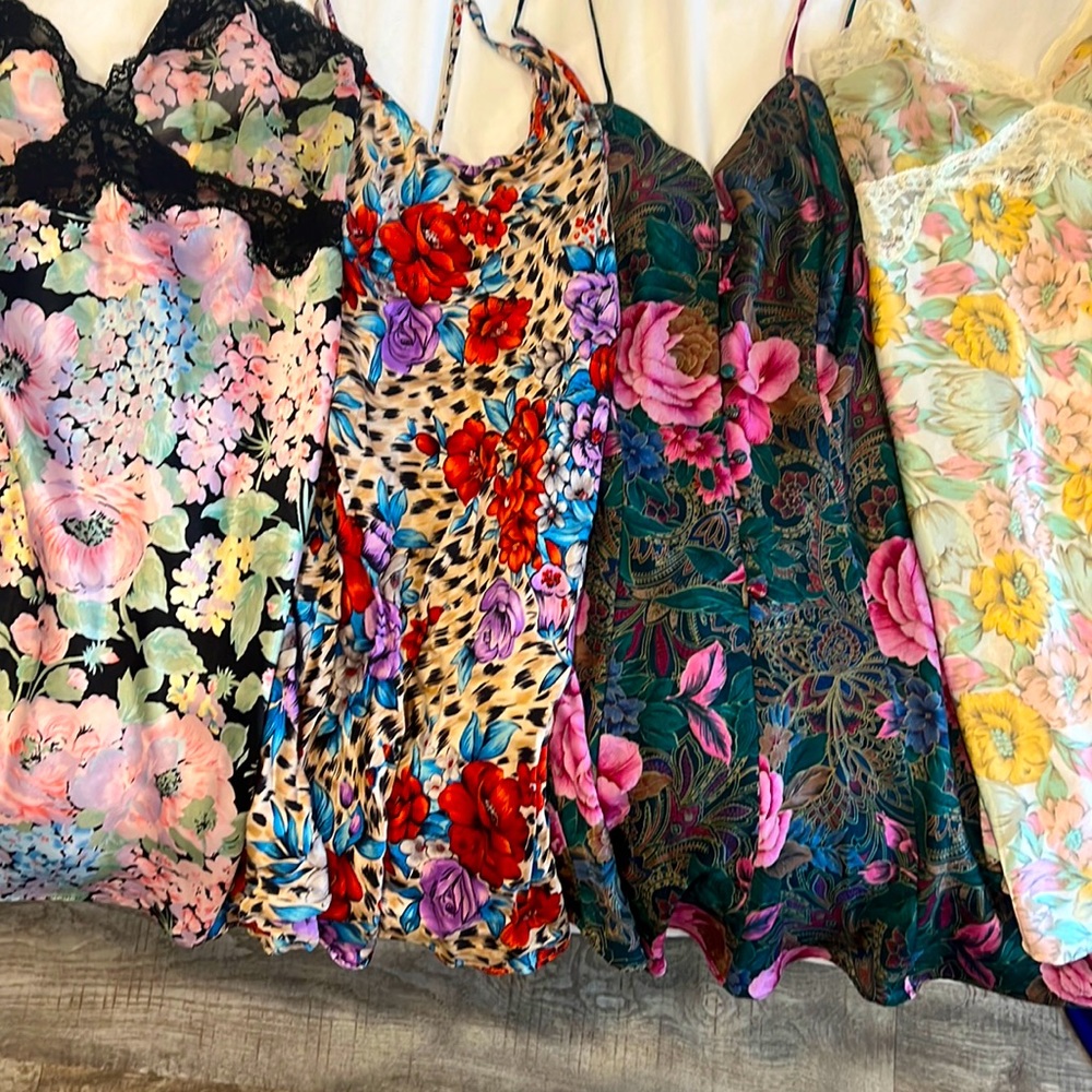 Bundle or individual VS classic floral nightie. Excellent condition, like new!